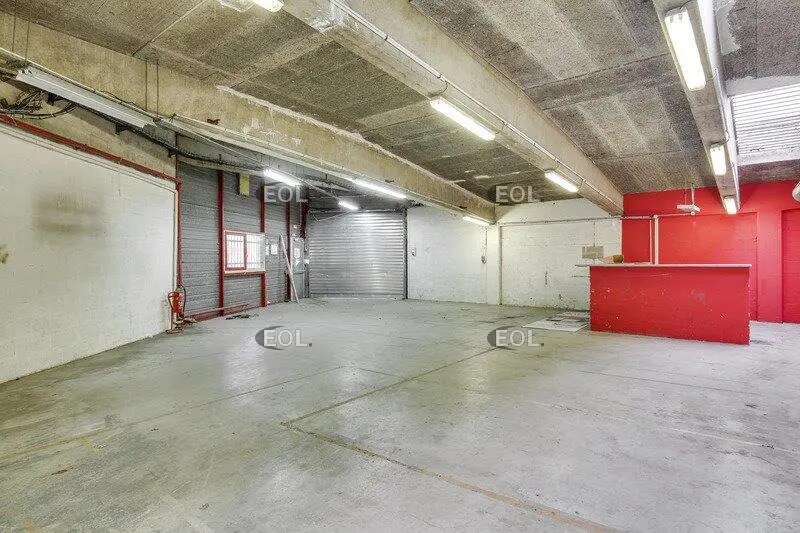 Industriel/Logistique dans Aubervilliers à louer - Photo de l’immeuble – Image 2 sur 9