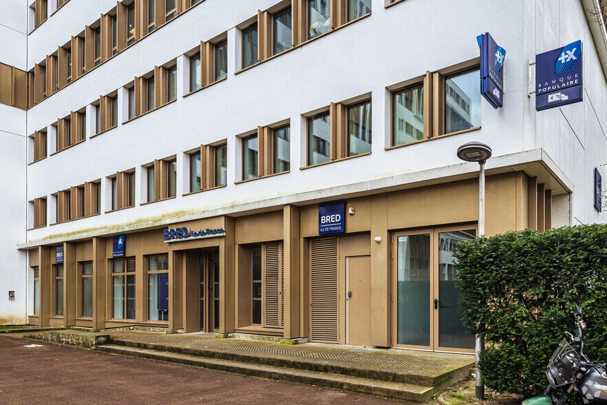 68/70 Avenue Du Général De Gaulle, Créteil à louer - Photo de l’immeuble – Image 2 sur 4
