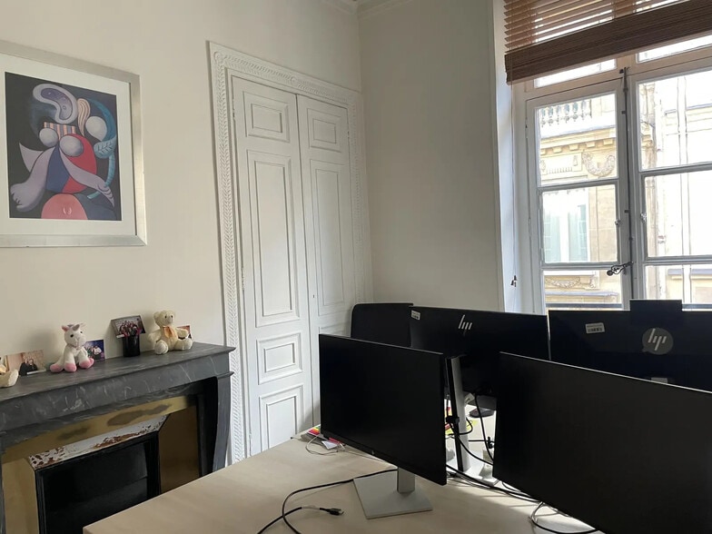 10 Rue De Castiglione, Paris à louer - Photo de l’immeuble – Image 3 sur 7