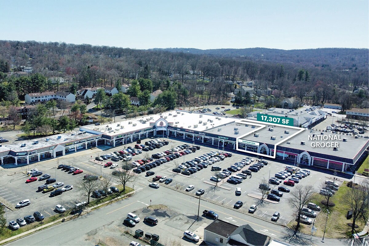 350 Ramapo Valley Rd, Oakland, NJ à louer Photo principale– Image 1 sur 7