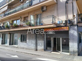 Plus de détails pour Local commercial à louer