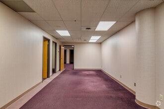 1300 S Meridian Ave, Oklahoma City, OK à vendre Photo intérieure– Image 1 sur 3