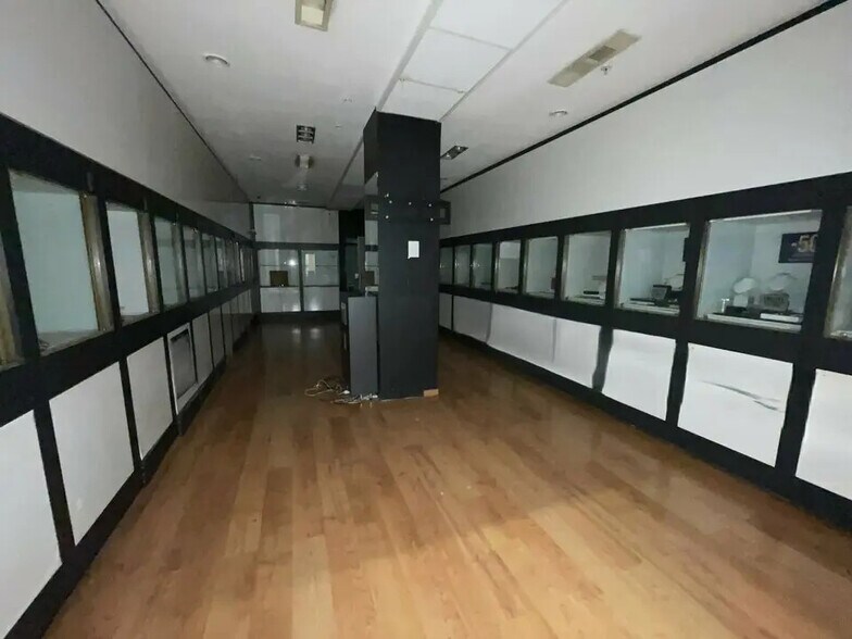 Local commercial dans Nice à louer - Photo de l’immeuble – Image 1 sur 1