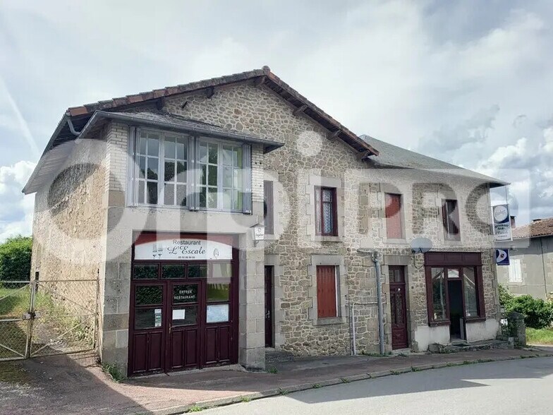 Bureau dans Compreignac à vendre - Photo de l’immeuble – Image 1 sur 12