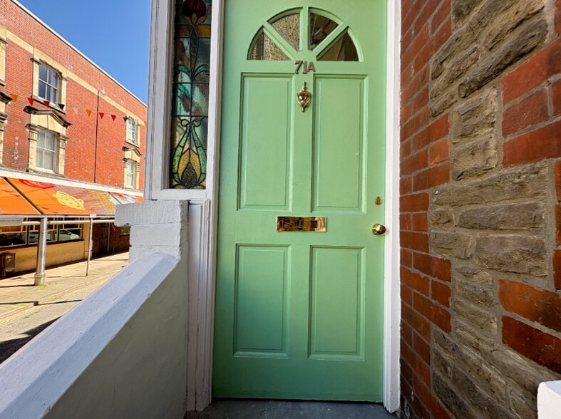 71A Bethcar St, Ebbw Vale à louer - Photo de l’immeuble – Image 2 sur 2