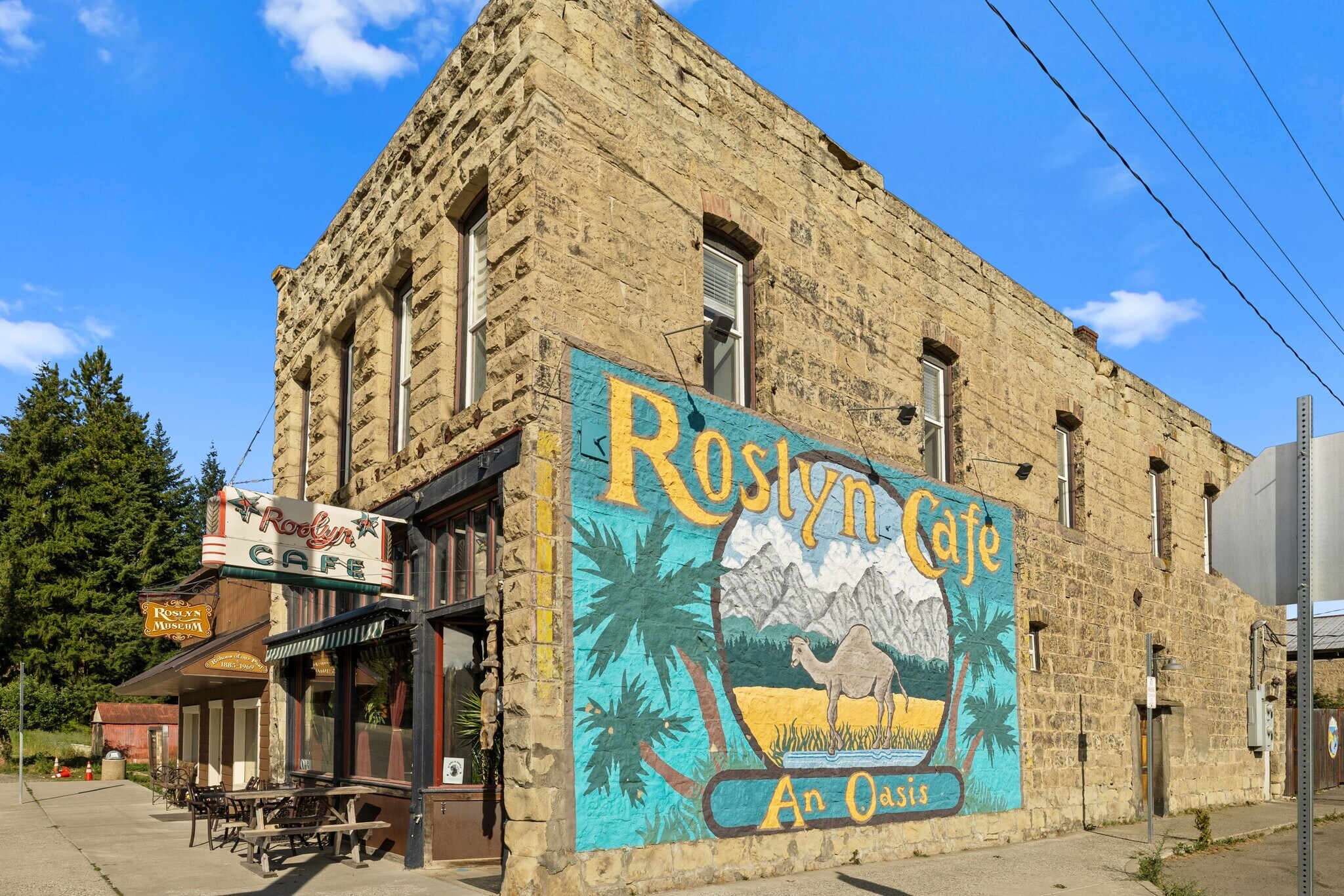 201 W Pennsylvania Ave, Roslyn, WA à vendre Photo de l’immeuble– Image 1 sur 8