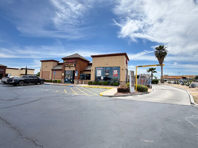 14321 Bear Valley Rd, Victorville, CA à vendre - Photo de l’immeuble – Image 2 sur 8