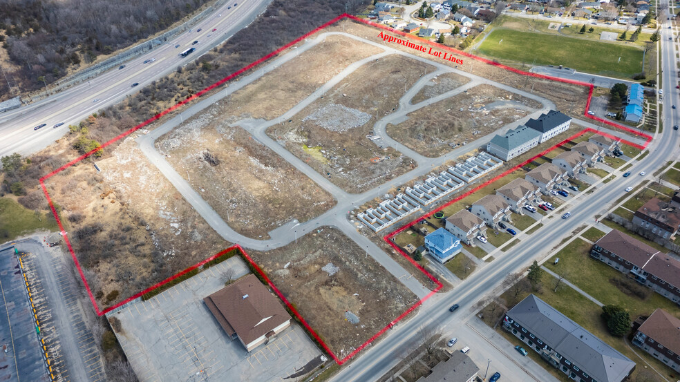 311 Conacher Dr, Kingston, ON à vendre - Aérien – Image 1 sur 3