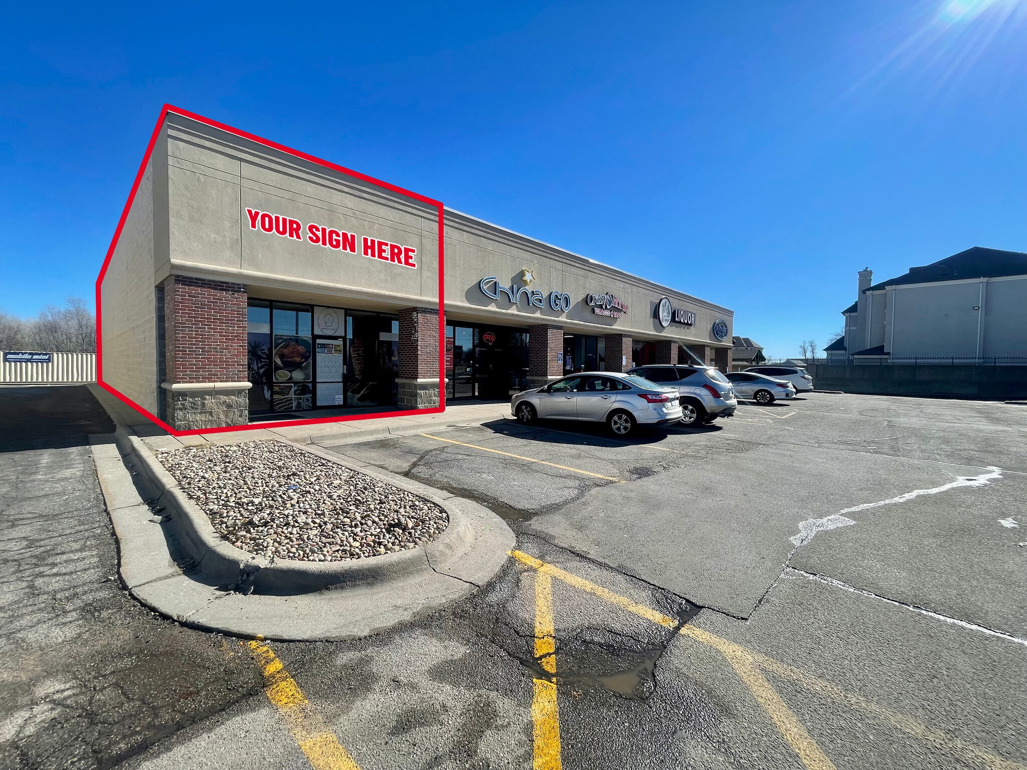 3700-3708 N Woodlawn Blvd, Wichita, KS à louer Photo de l’immeuble– Image 1 sur 4