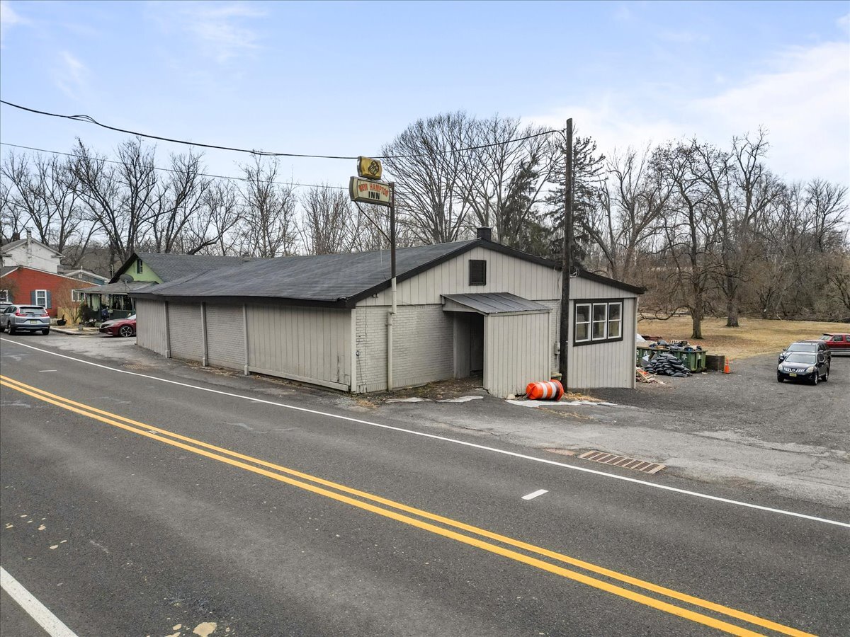 23 Musconetcong River Rd, Hampton, NJ à vendre Photo principale– Image 1 sur 15