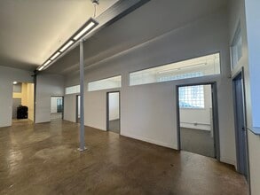452 N Claremont Ave, Chicago, IL à louer Photo intérieure– Image 1 sur 11