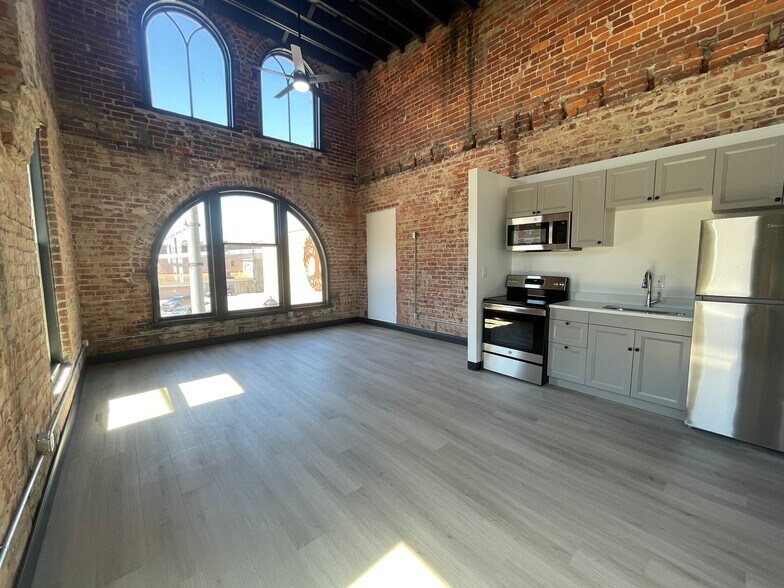 231-237 S Wabash St, Wabash, IN à vendre - Photo de l’immeuble – Image 2 sur 10