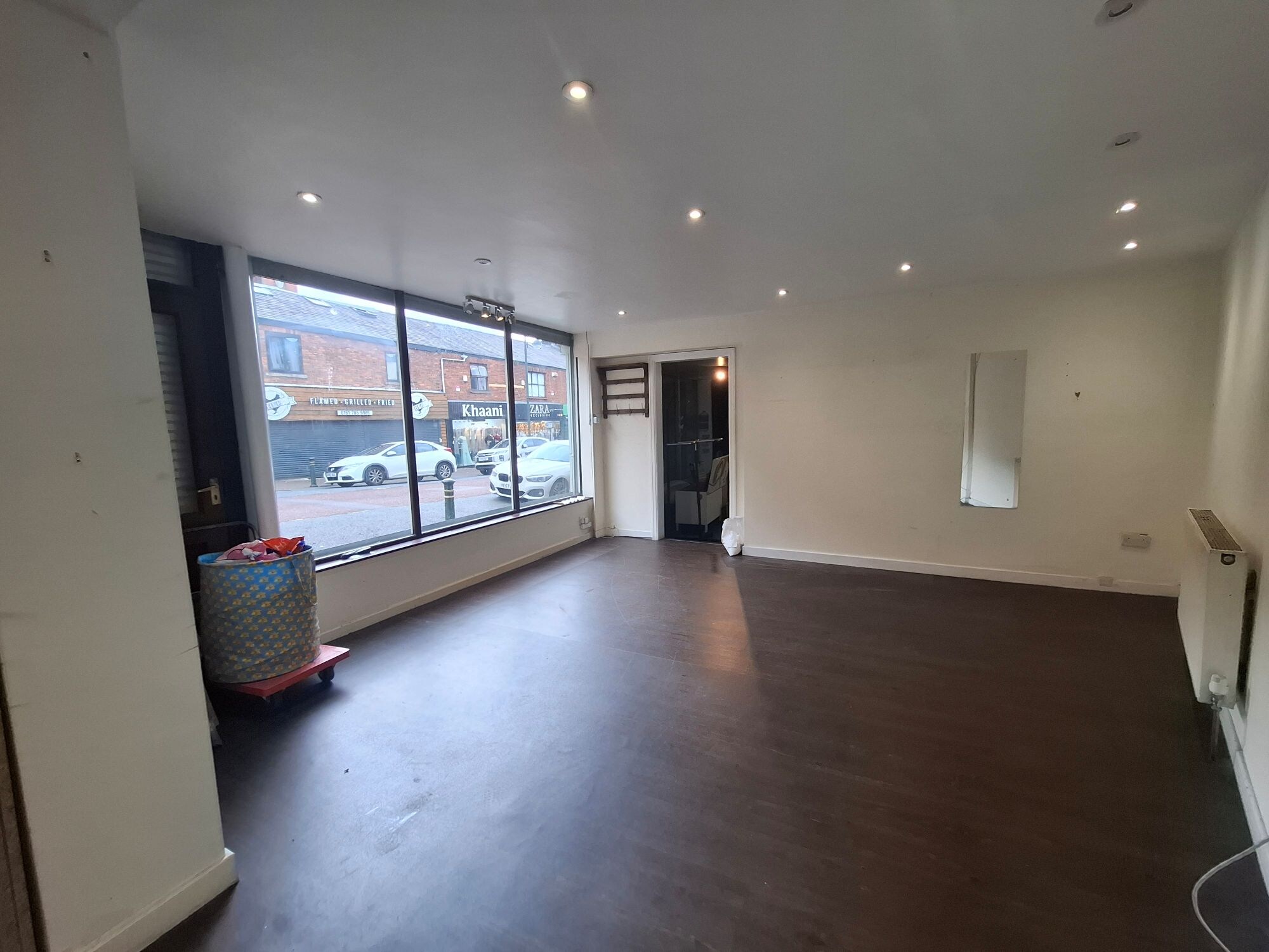 George St, Oldham à louer Photo intérieure– Image 1 sur 3