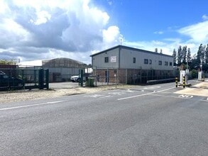 Wigan Road, Leyland à louer Photo principale– Image 1 sur 4