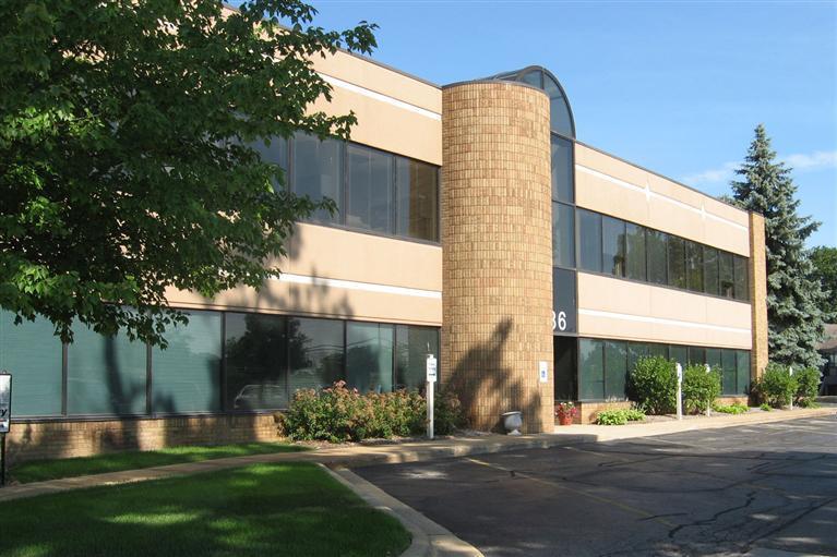 5136 Lovers Ln, Portage, MI à louer - Photo de l’immeuble – Image 2 sur 20