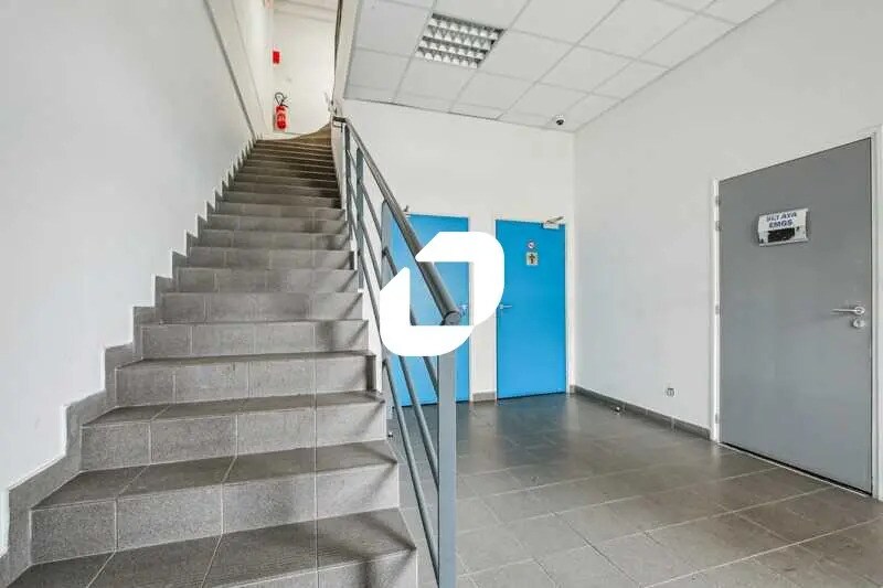 Bureau dans Stains à louer - Photo intérieure – Image 3 sur 14