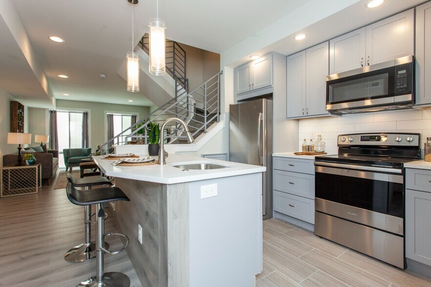 1533 Parrish St, Philadelphia, PA à vendre - Photo intérieure – Image 2 sur 20