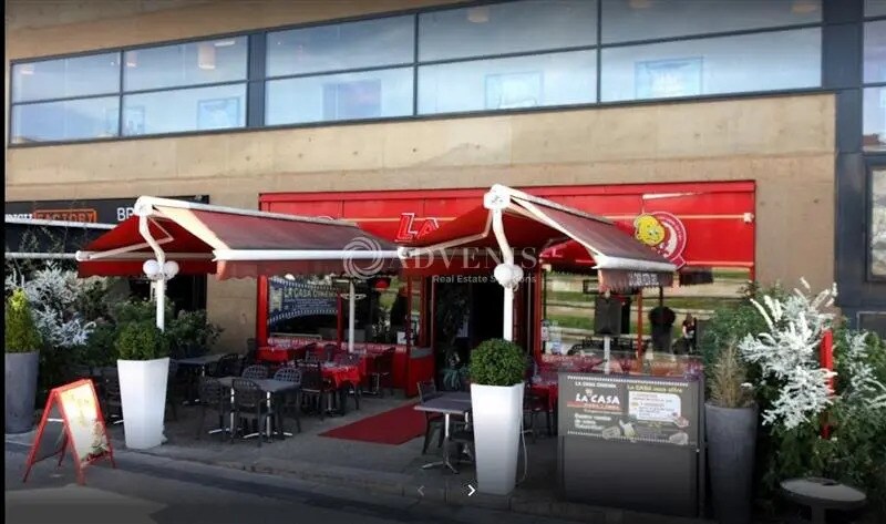 Local commercial dans Périgueux à louer Photo de l’immeuble– Image 1 sur 6