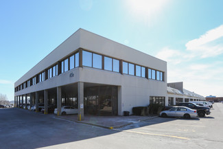 Plus de détails pour 45 W Wilmot St, Richmond Hill, ON - Industriel/Logistique à louer