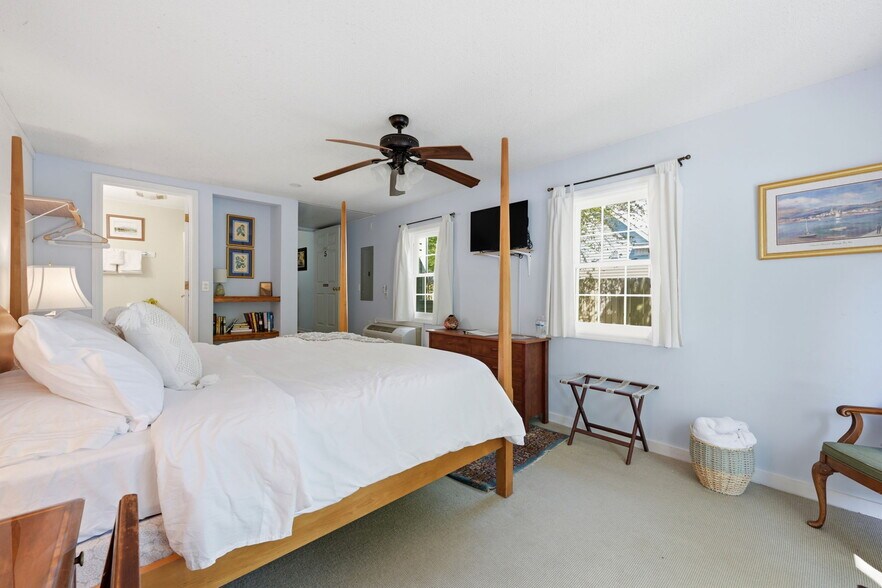 508 Church St, Oriental, NC à vendre - Photo intérieure – Image 3 sur 45