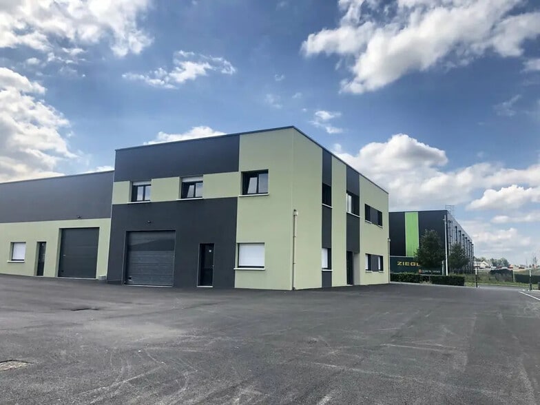 28 Boulevard Des Nations, Bourguébus à louer - Photo de l’immeuble – Image 2 sur 6