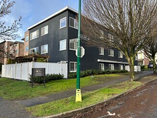 Plus de détails pour 8687 Selkirk St, Vancouver, BC - Logement à vendre