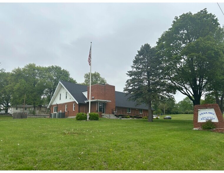 1500 NE Englewood Rd, Kansas City, MO à vendre - Photo de l’immeuble – Image 3 sur 12