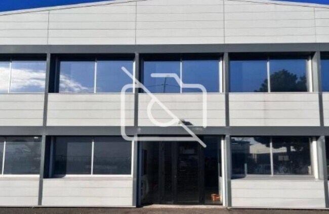 Plus de détails pour 8 Rue Du Docteur Jean Charcot, Morangis - Bureau, Industriel/Logistique à louer