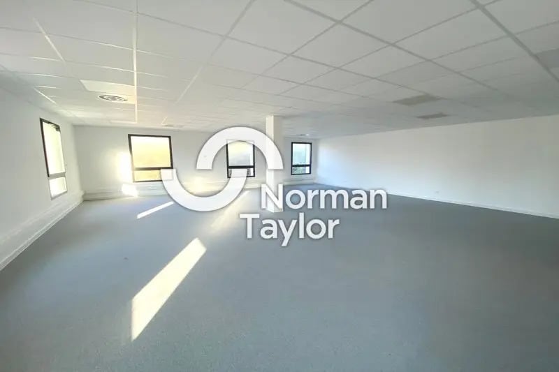 Bureau dans Montpellier à louer Photo de l’immeuble– Image 1 sur 14