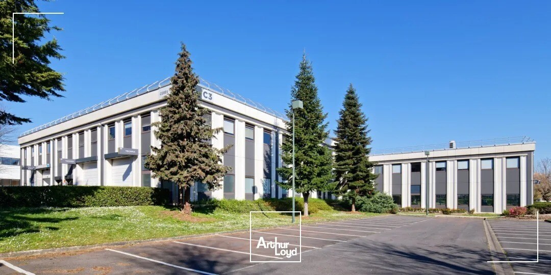 21 Rue Du Petit, Cergy à louer Photo de l’immeuble– Image 1 sur 11