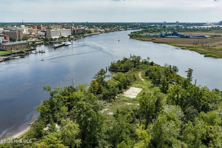 1100 Point Harbor Rd, Wilmington, NC à vendre - Photo de l’immeuble – Image 3 sur 29