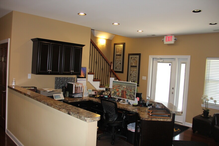 15-17 Scrementi Ln, Steger, IL à vendre - Photo de l’immeuble – Image 3 sur 9