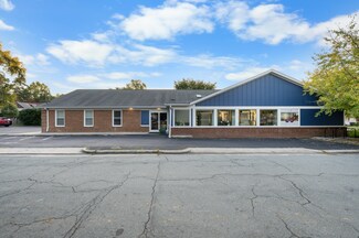 Plus de détails pour 200 W Weaver St, Carrboro, NC - Bureau à vendre