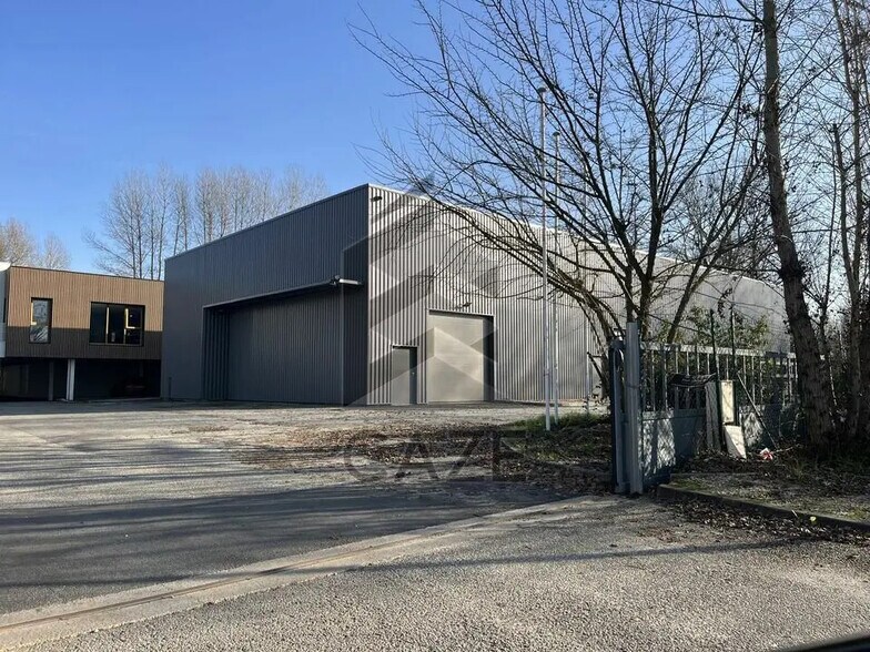 Industriel/Logistique dans Bruges à louer - Photo de l’immeuble – Image 2 sur 13