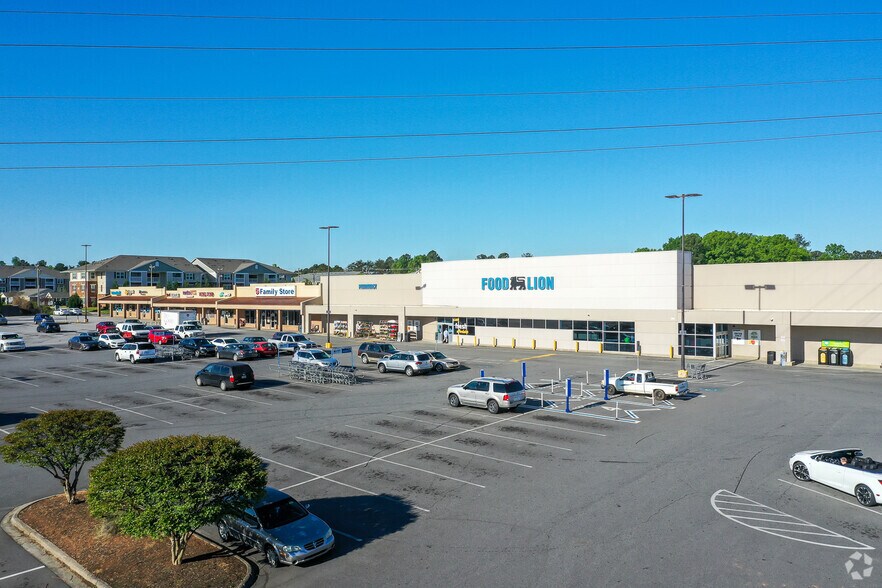519-525 Jake Alexander Blvd W, Salisbury, NC à louer - Photo principale – Image 1 sur 1