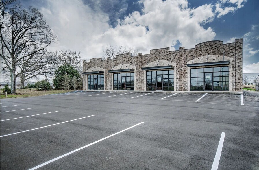 464 Church Rd, Gluckstadt, MS à louer - Photo principale – Image 2 sur 2