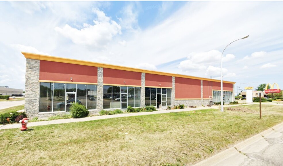 32701-32707 John R Rd, Madison Heights, MI à louer - Photo principale – Image 1 sur 4