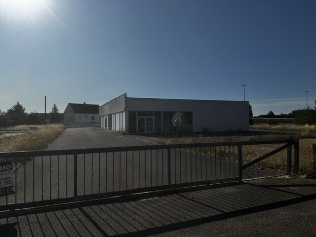 Local d'activités dans Châtenoy-le-Royal à vendre Photo de l’immeuble– Image 1 sur 7