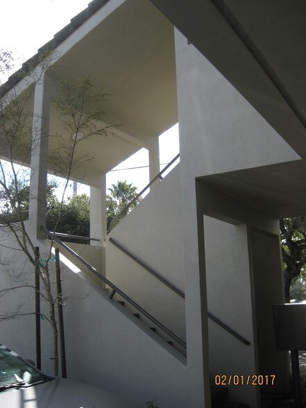 4145 Clares St, Capitola, CA à louer - Photo de l’immeuble – Image 3 sur 10