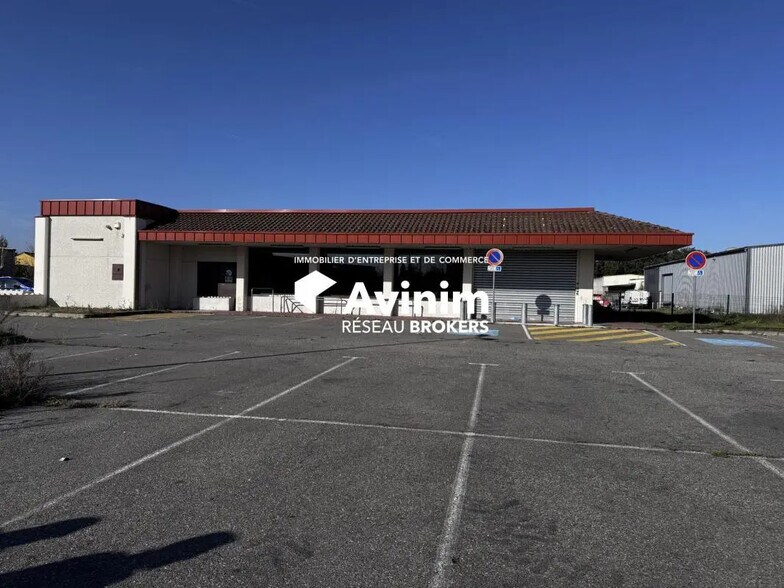 Local commercial dans La Salvetat-Saint-Gilles à louer - Photo de l’immeuble – Image 1 sur 30