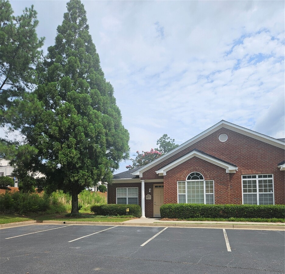 1815 Lockeway Dr, Alpharetta, GA 30004 - Lot 101 - - Photo intérieure - Image 2 of 8