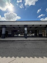 21301-21495 NW 2nd Ave, Miami, FL à louer Photo intérieure– Image 1 sur 3