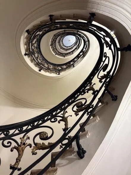 Bureau dans Paris à vendre - Photo de l’immeuble – Image 3 sur 8