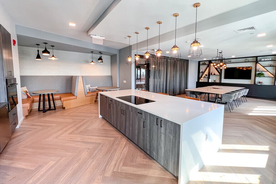 75 Baldwin St, Lynn, MA à louer - Photo intérieure – Image 3 sur 11
