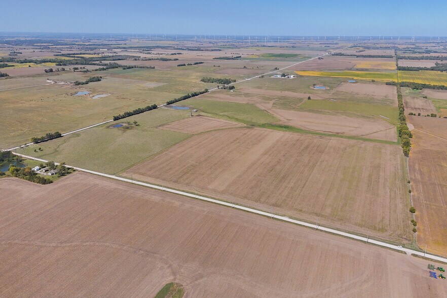 311 +/- Acres on 3400 St., Moran, KS à vendre - Photo de l’immeuble – Image 2 sur 37