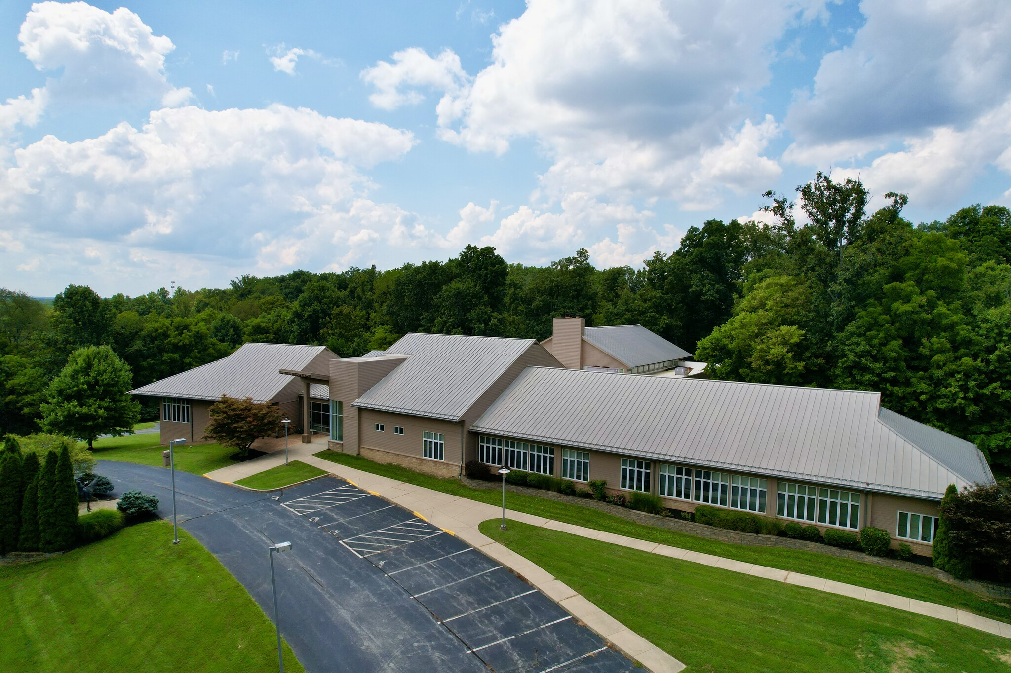 7400 Floydsburg Rd, Crestwood, KY à vendre Photo de l’immeuble– Image 1 sur 2