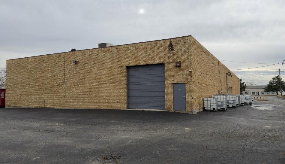 450 Taft Dr, South Holland, IL à vendre - Photo de l’immeuble – Image 2 sur 11