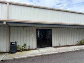 6142-6162 Clark Center Ave, Sarasota, FL à louer Photo intérieure– Image 1 sur 9
