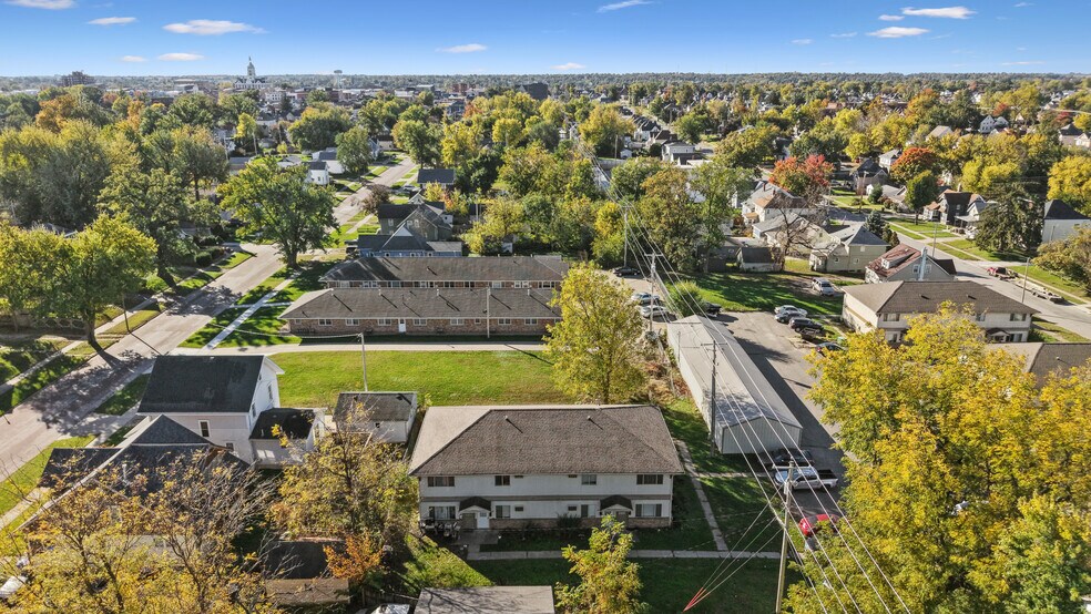 519 N 3rd St, Marshalltown, IA à vendre - Photo de l’immeuble – Image 2 sur 10