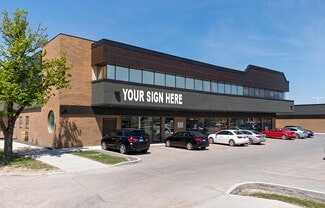 Plus de détails pour 2211 Mcphillips St, Winnipeg, MB - Local commercial à louer